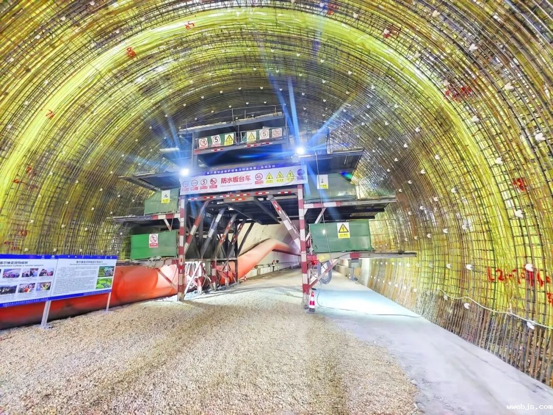 640?wx_fmt=jpeg#imgIndex=3